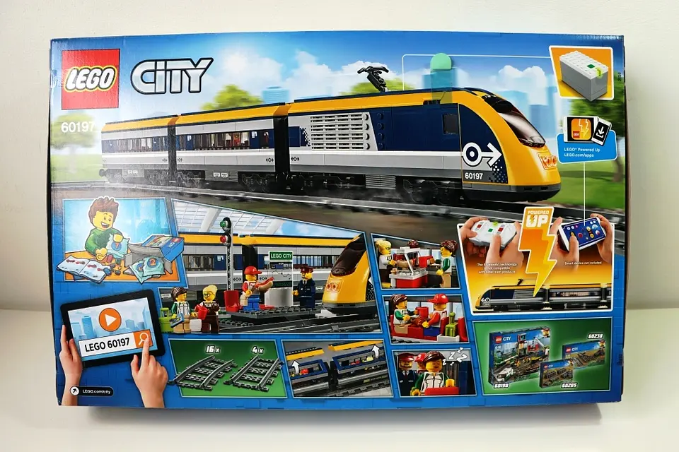 60197 Passenger Train 2