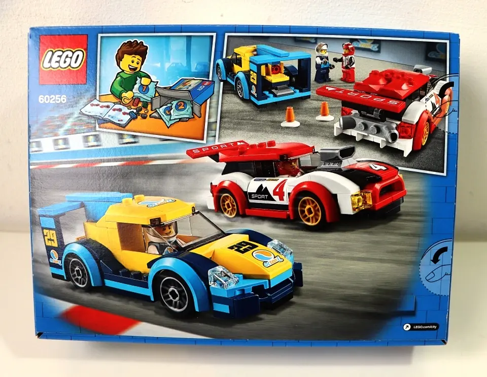 60256 Racing Cars 2
