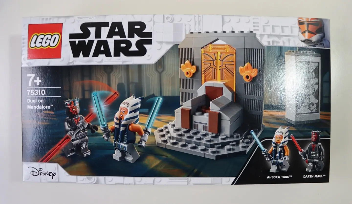 75310 Duel on Mandalore 1