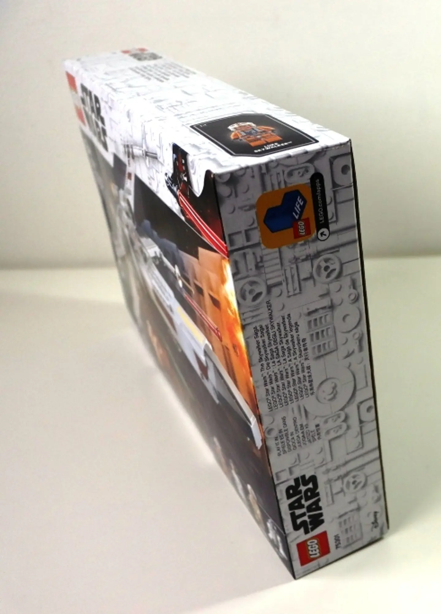 75301 Luke Skywalker's X-Wing Fighter 4