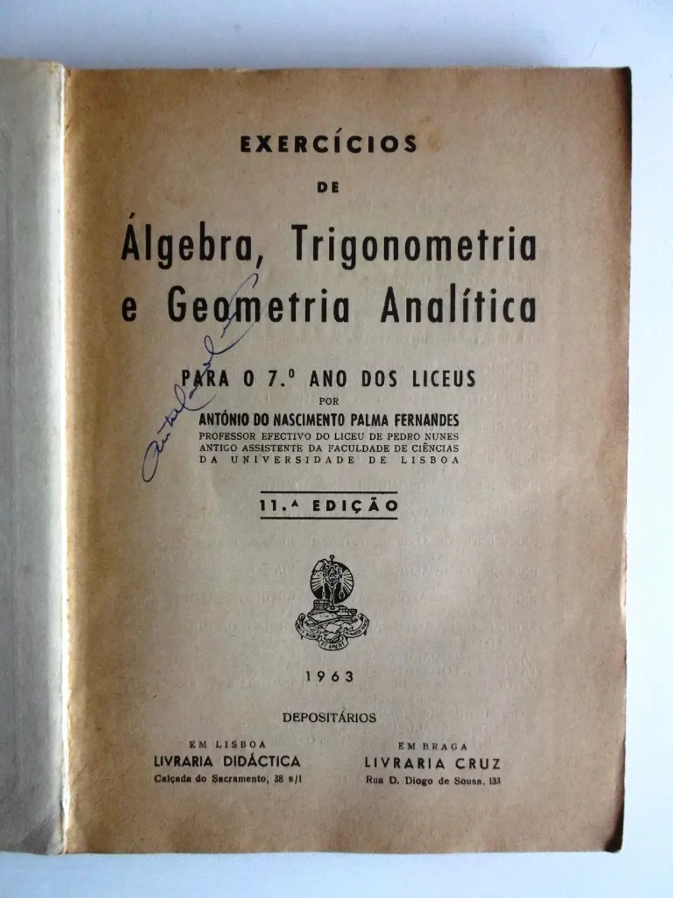 Exercícios de Álgebra, Trigonometria e Geografia Analítica 4
