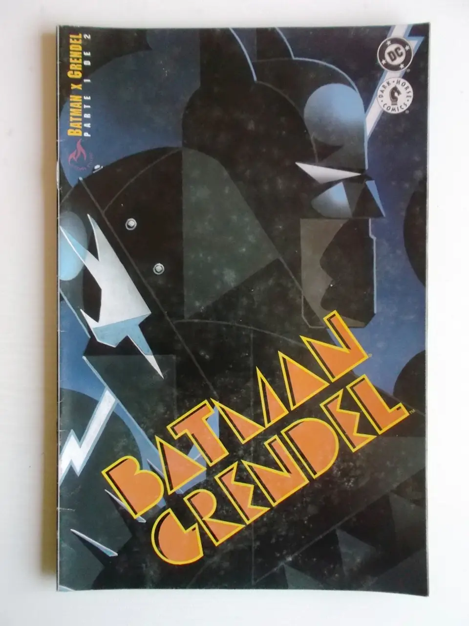 Batman X Grendel - Parte 1 de 2 1