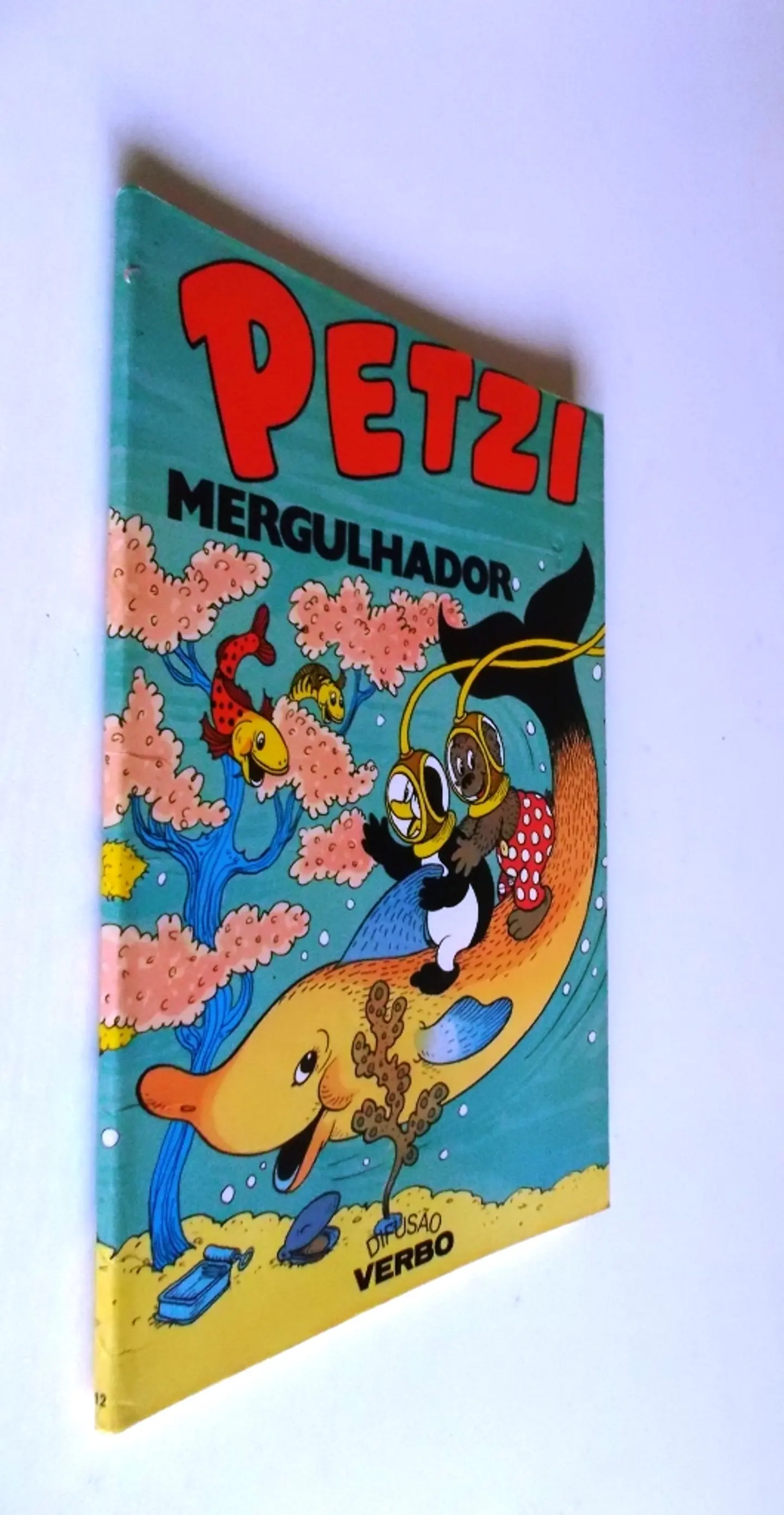 Petzi 12 2