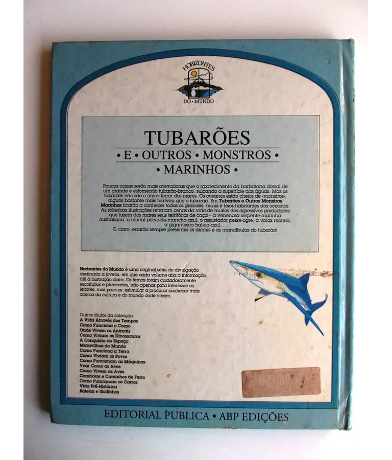 Tubarões e outros monstros marinhos