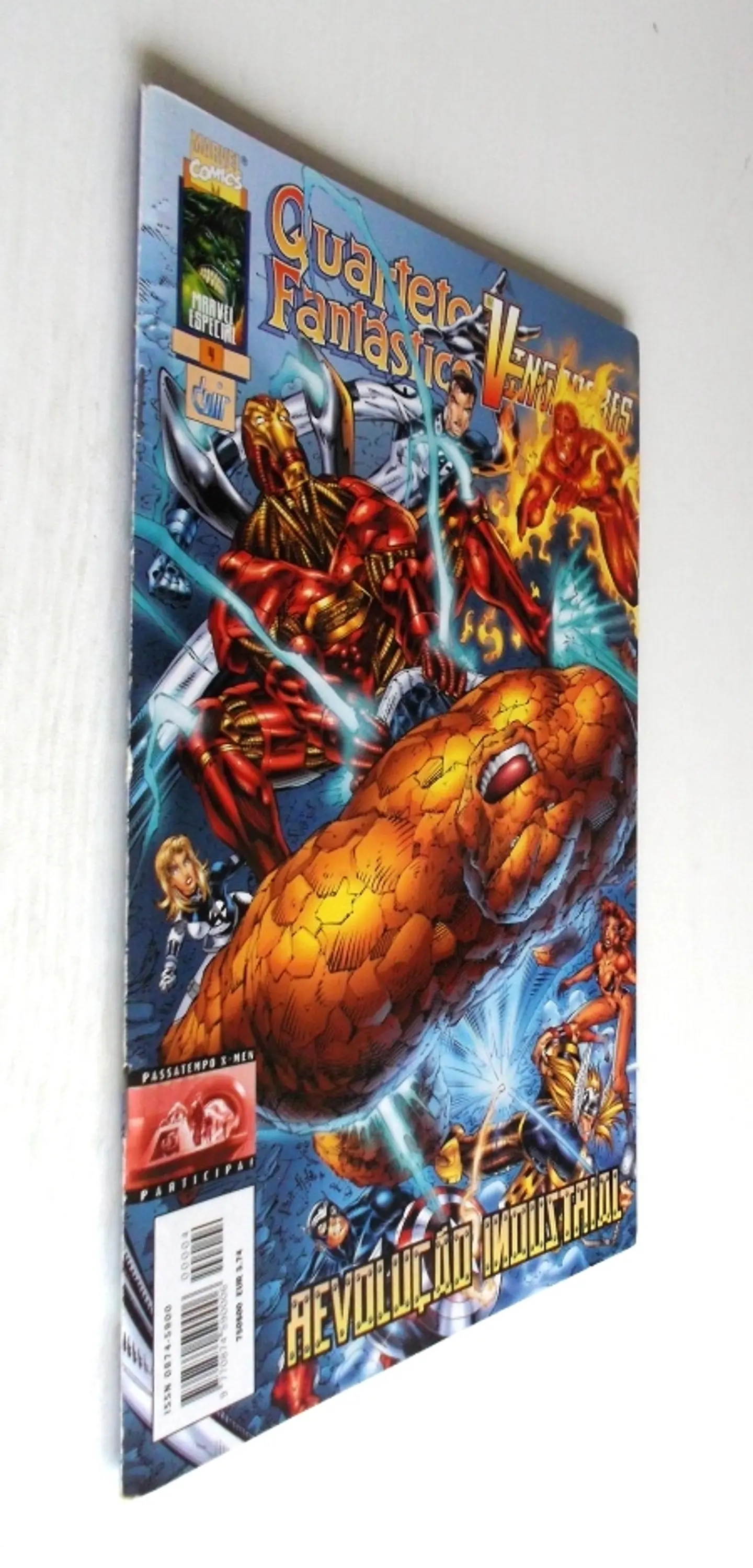 Marvel Especial 04 - Quarteto Fantástico / Vingadores 3