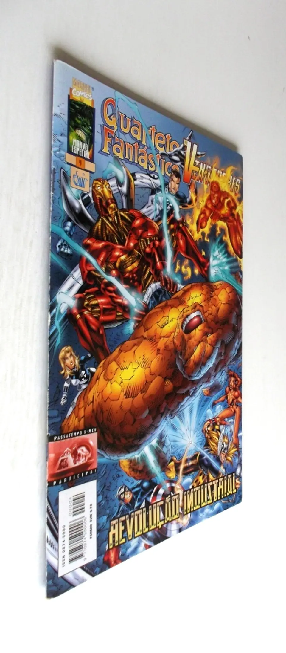 Marvel Especial 04 - Quarteto Fantástico / Vingadores 3