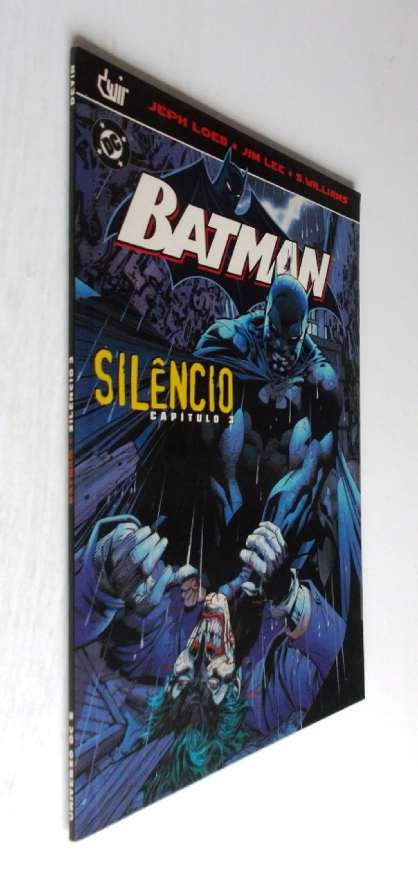 Universo DC 5 - Batman - Devir 3