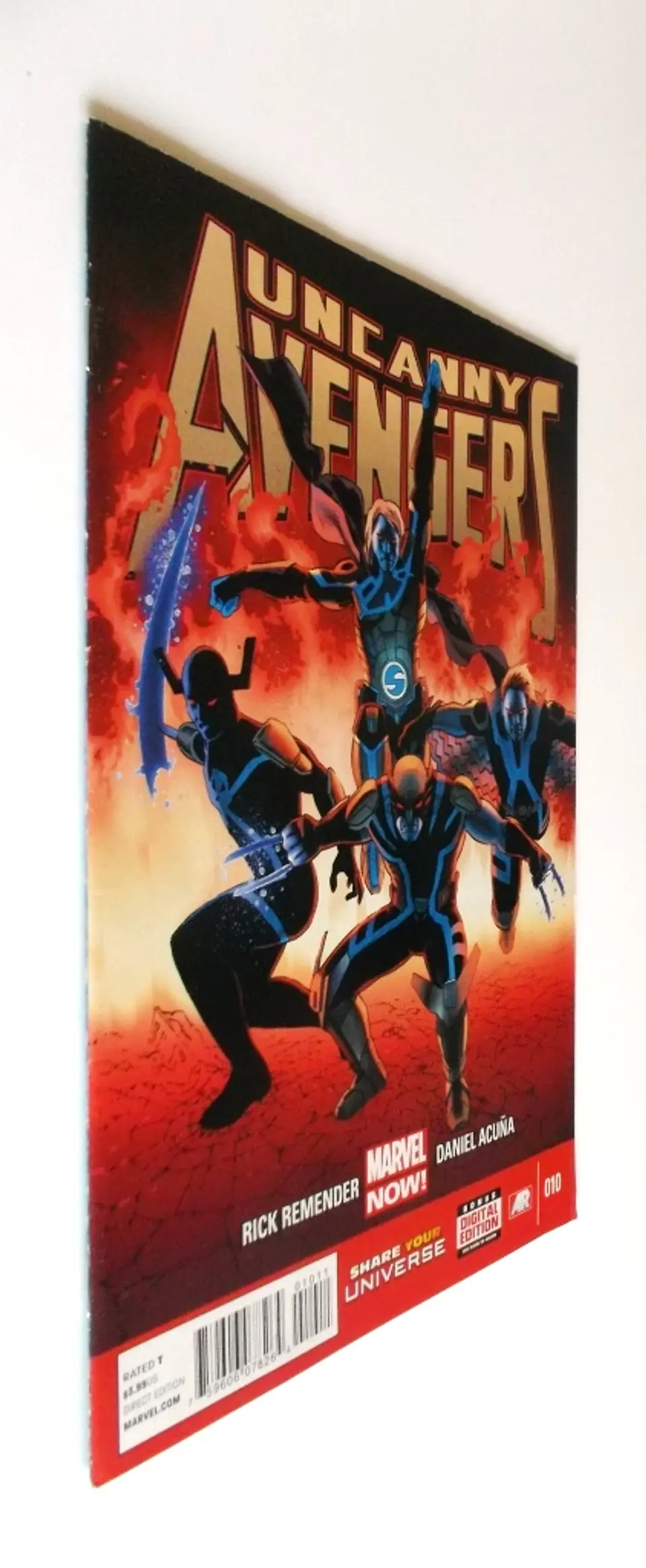 Uncanny Avengers 10 3