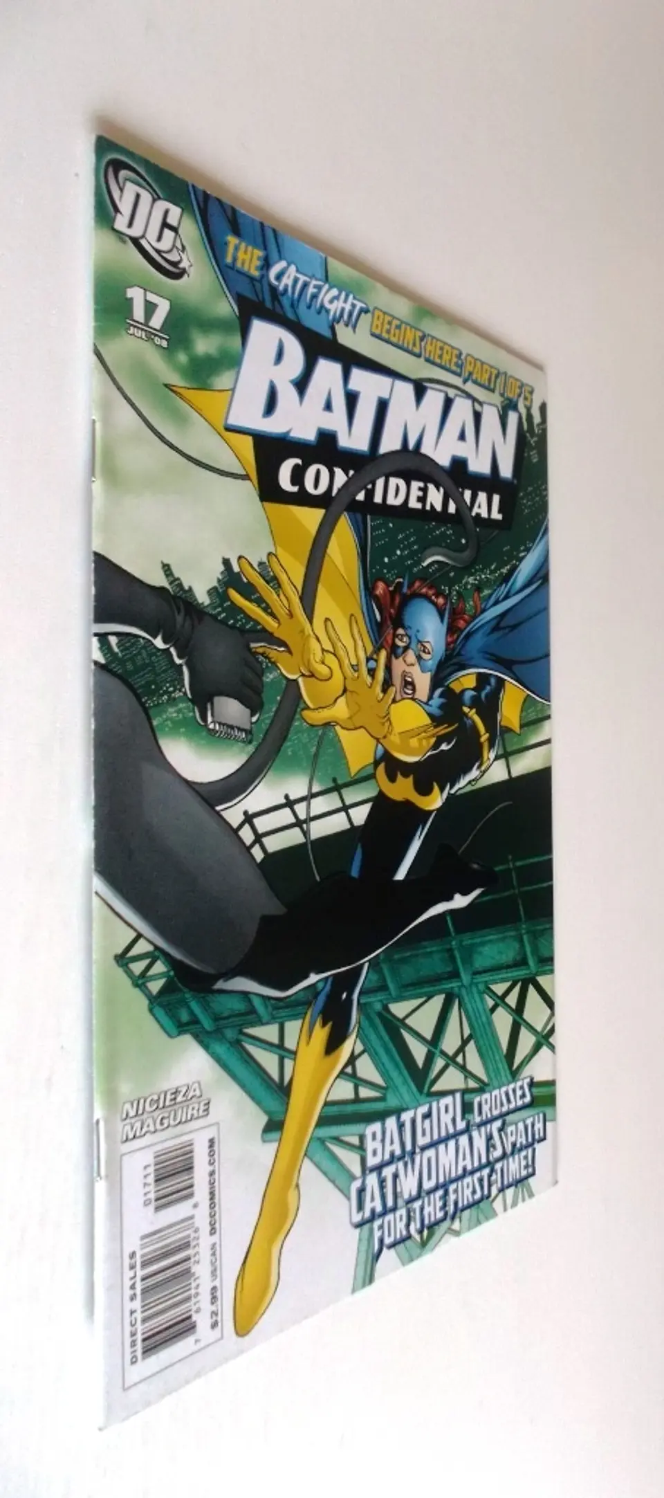 Batman Confidential 17 3