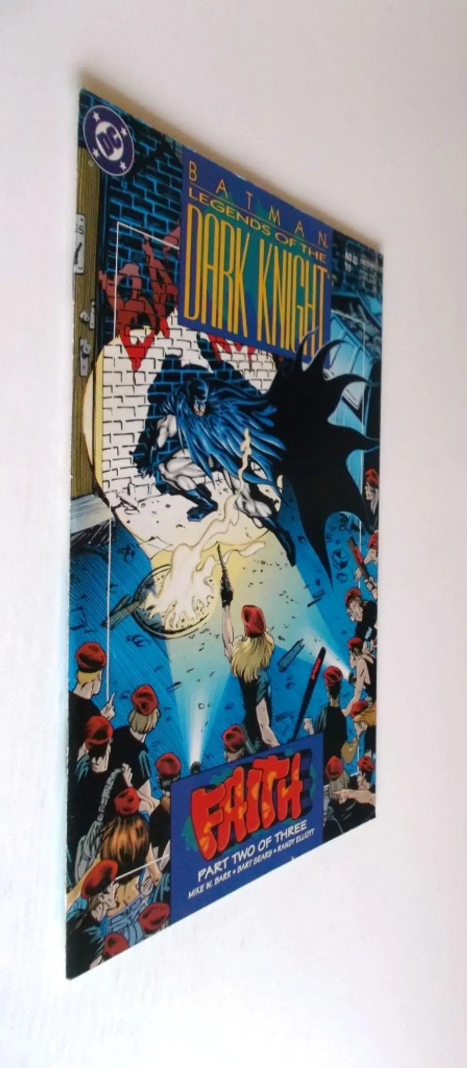 Batman: Legends of the Dark Knight 22 3