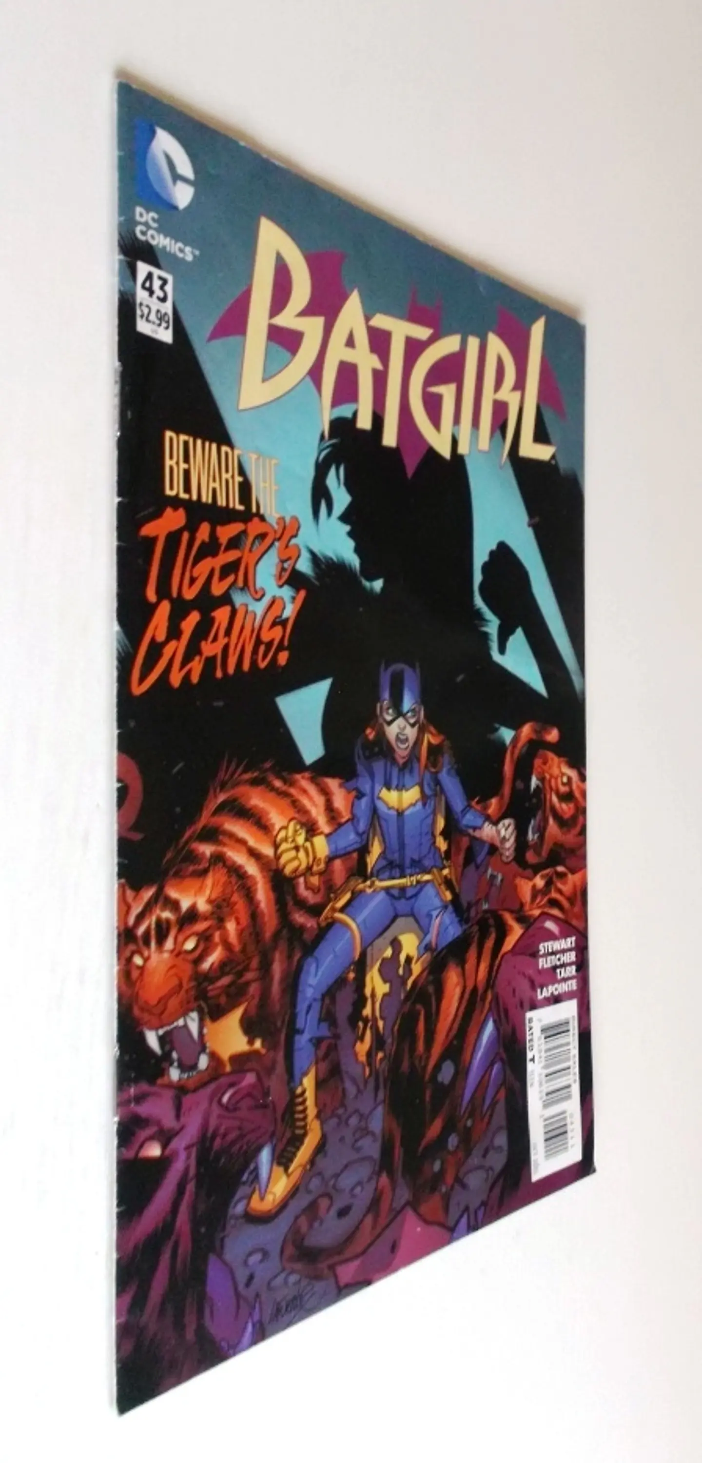 Batgirl 43 3