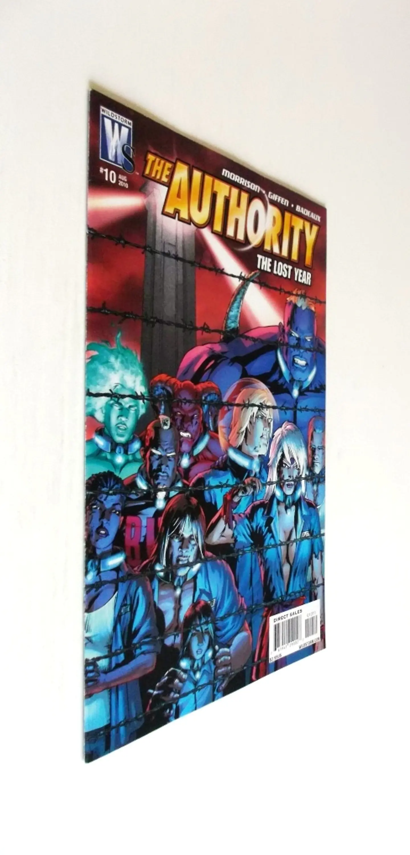 The Authority: The Lost Year 10 3