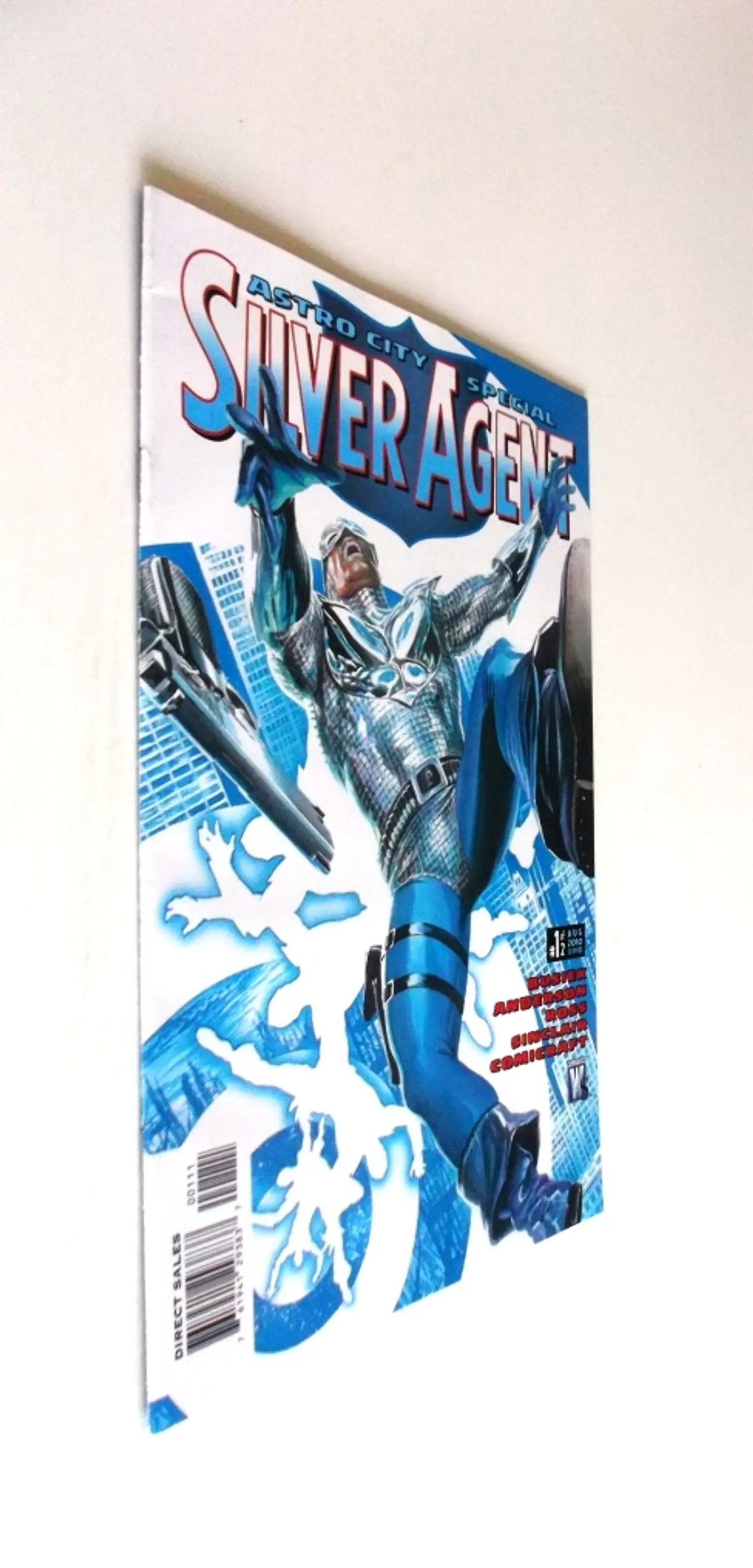 Astro City: Silver Agent 1 3