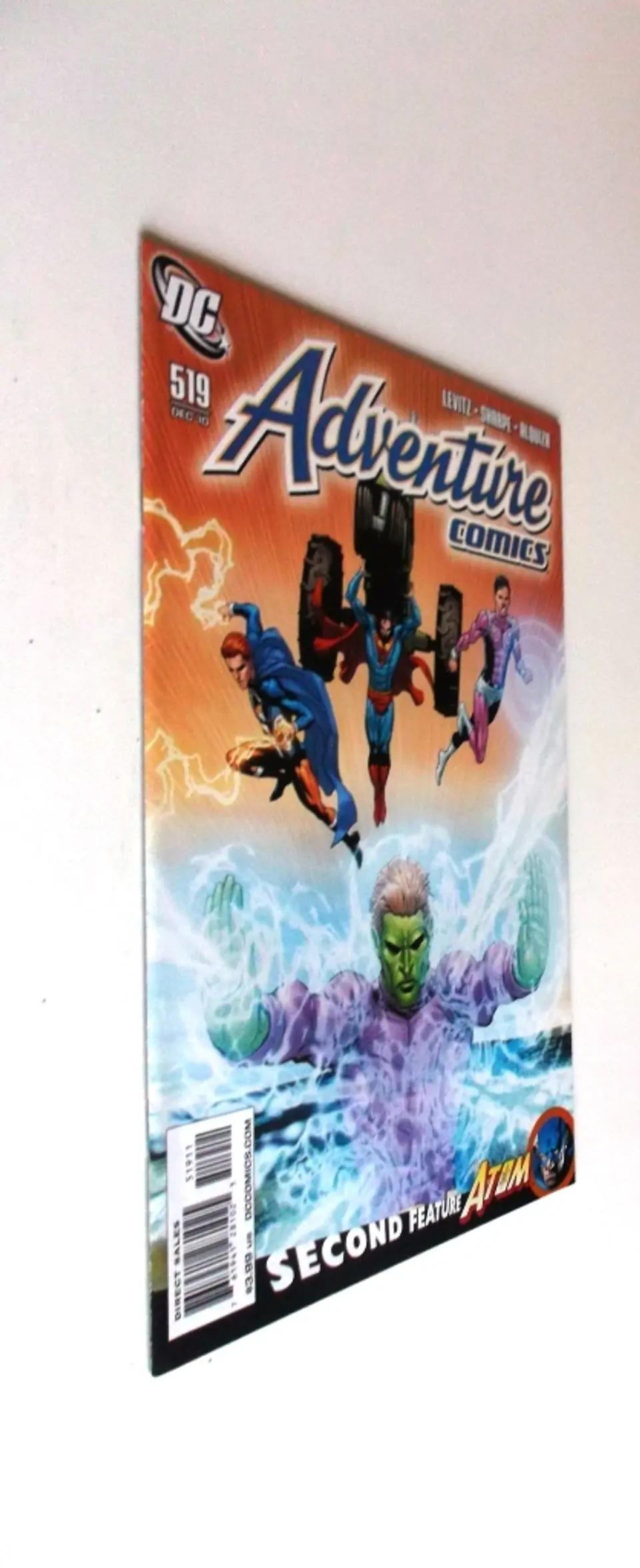 Adventure Comics 519 3