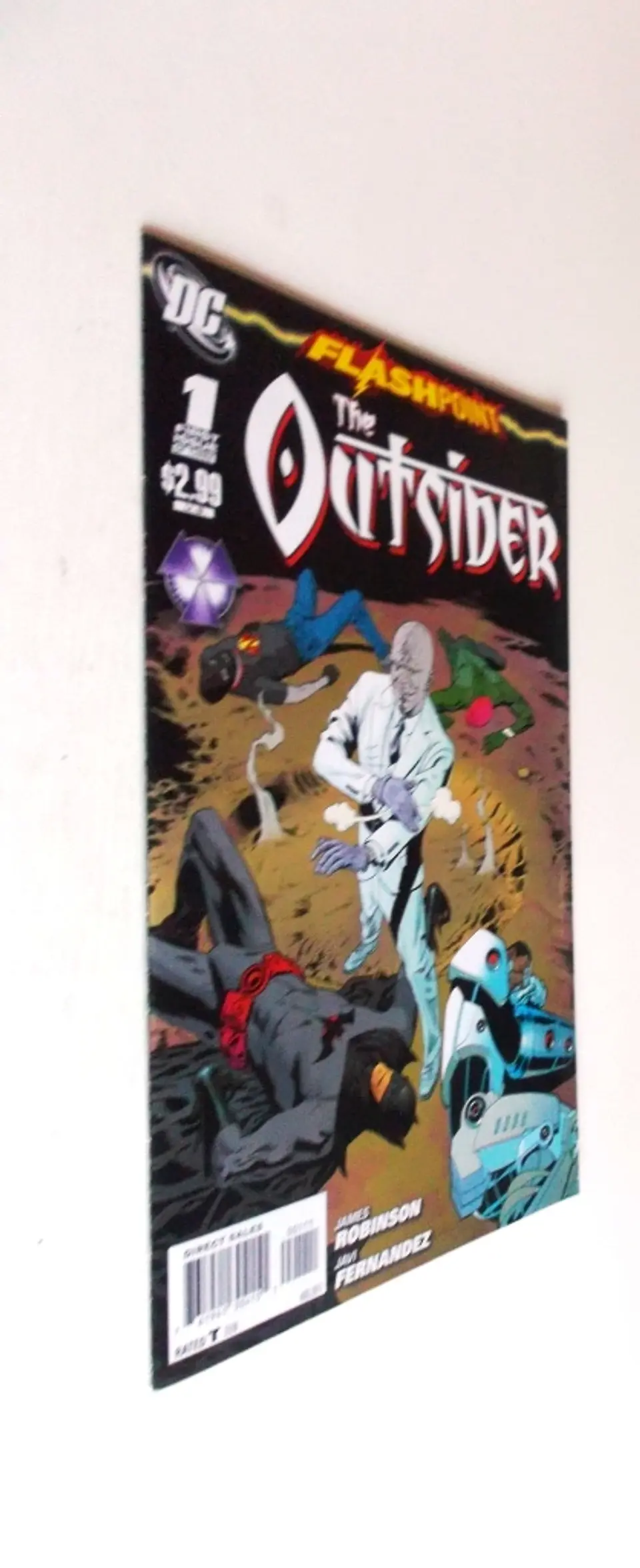Flashpoint - The Outsider 1 2