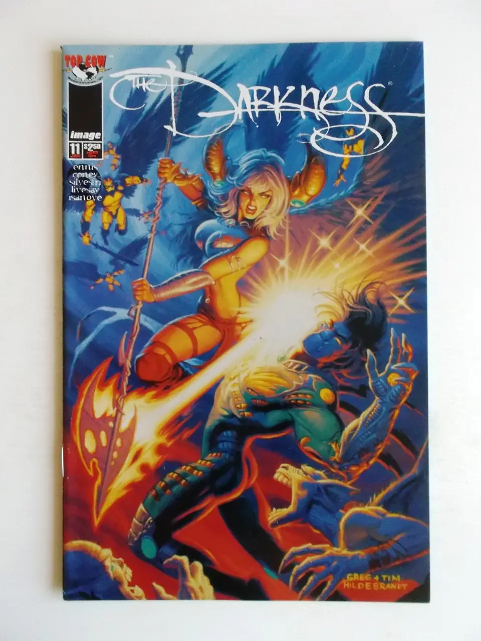 The Darkness 11 [Hildebrandt Variant] 1