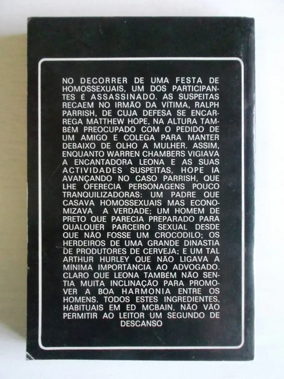 Vampiro 544 - A casa dos encontros suspeitos - Ed McBain 2
