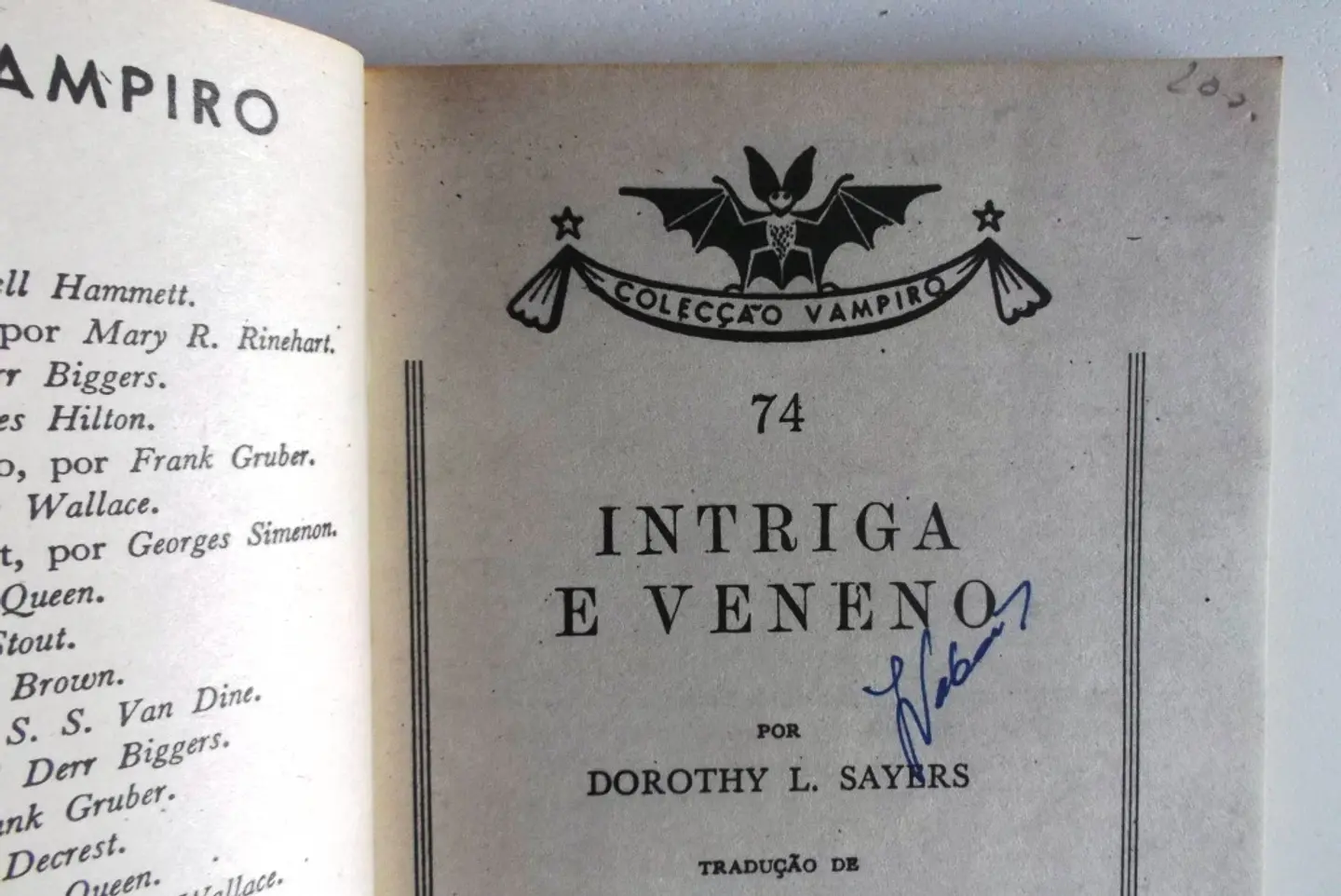 Vampiro 074 - Intriga e veneno - Dorothy L. Sayers 4