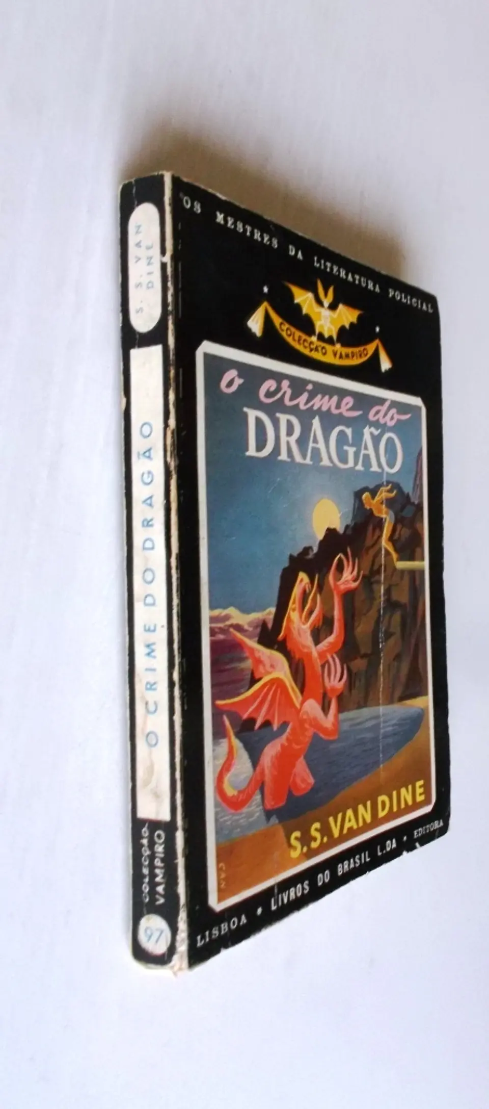 Vampiro 097 - O crime do dragão - S. S. Van Dine 3