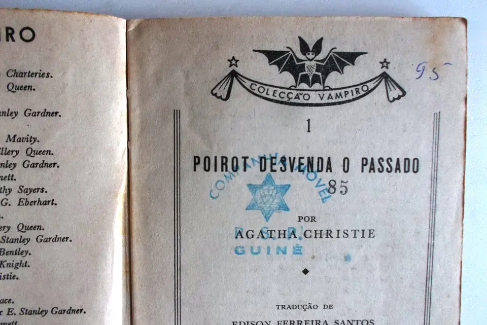 Vampiro 001 - Poirot desvenda o passado - Agatha Christie 4