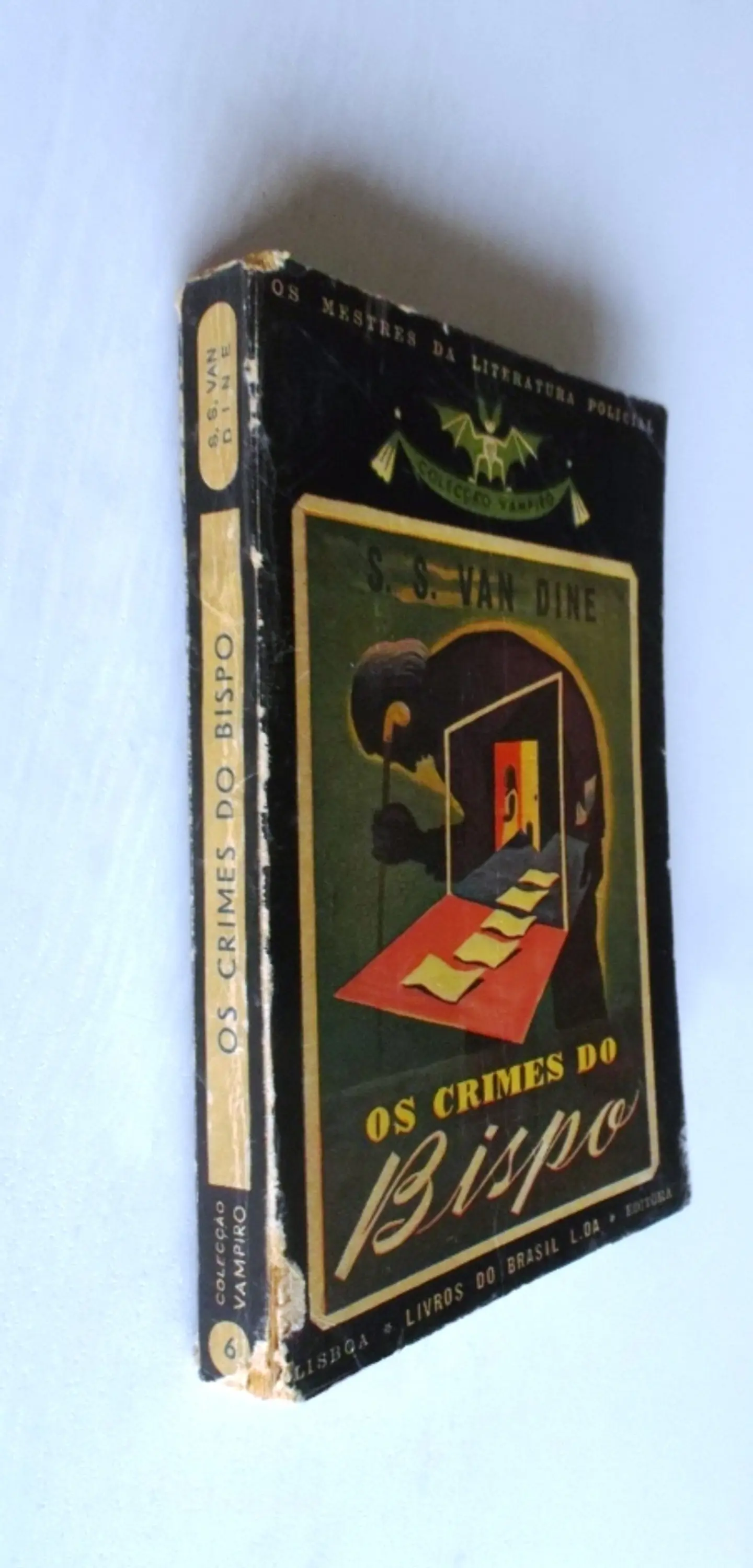 Vampiro 006 - Os crimes do Bispo - S. S. Van Dine 3