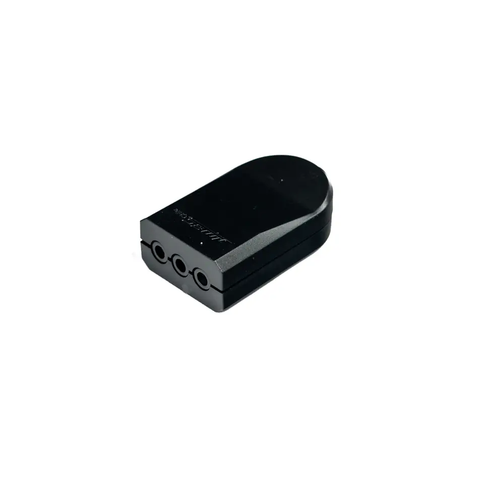 Enchufe Hembra Volante 10A 2P+T  1