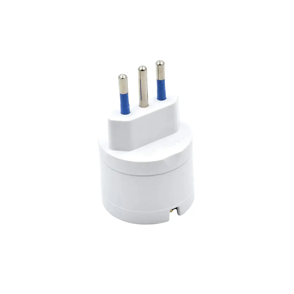 Adaptador Schuko 10a 2500w  1