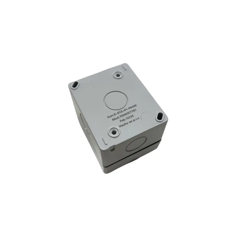 Tomacorriente sencillo 10/16A 250V 2P+ T (Serie Hidrobox 55) 3