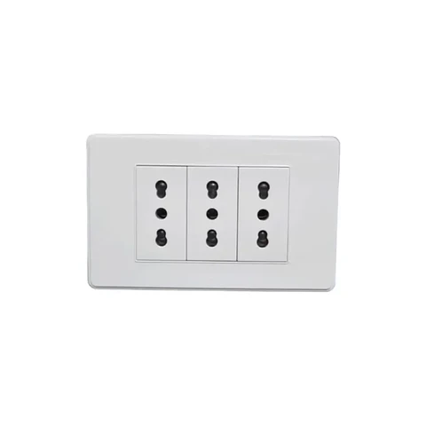 Tomacorriente Hembra Triple 16A / 250v 