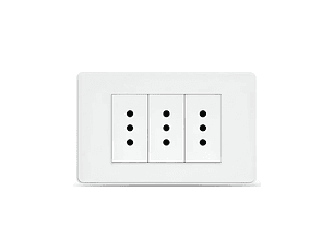 Tomacorriente triple 10A / 250V 
