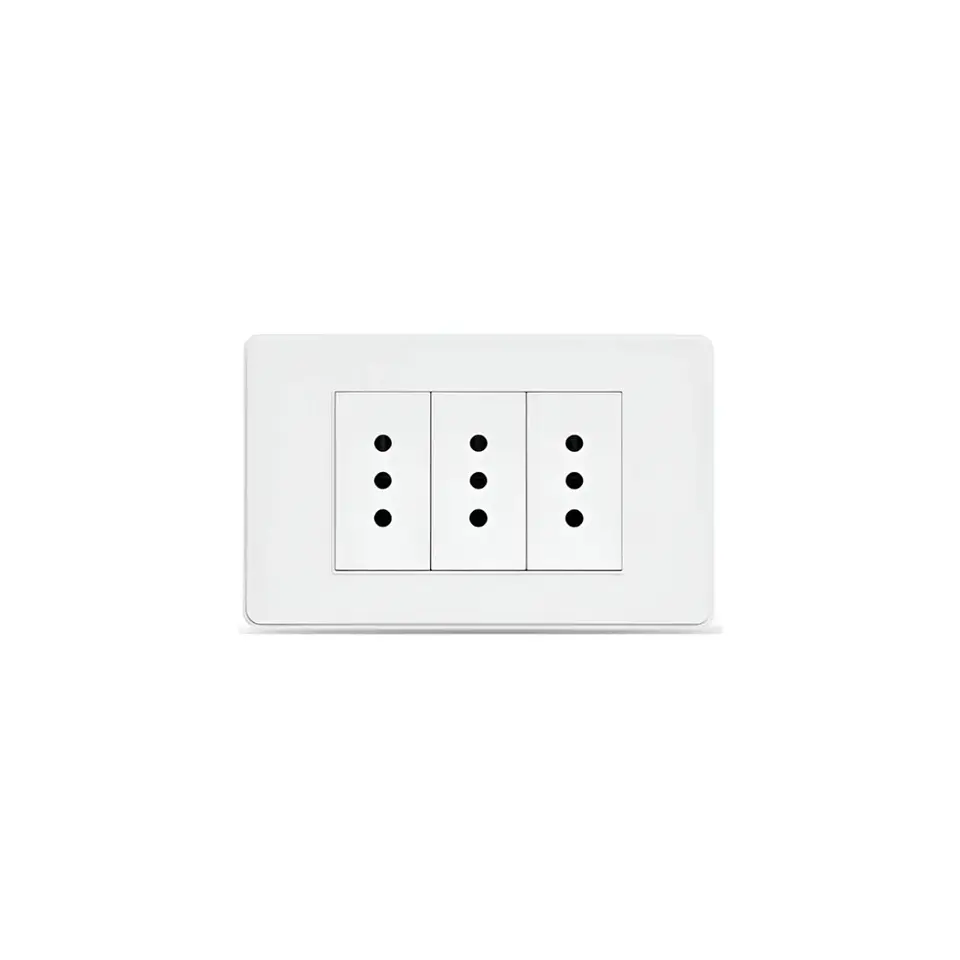 Tomacorriente Triple 10A (Pack 10) 2