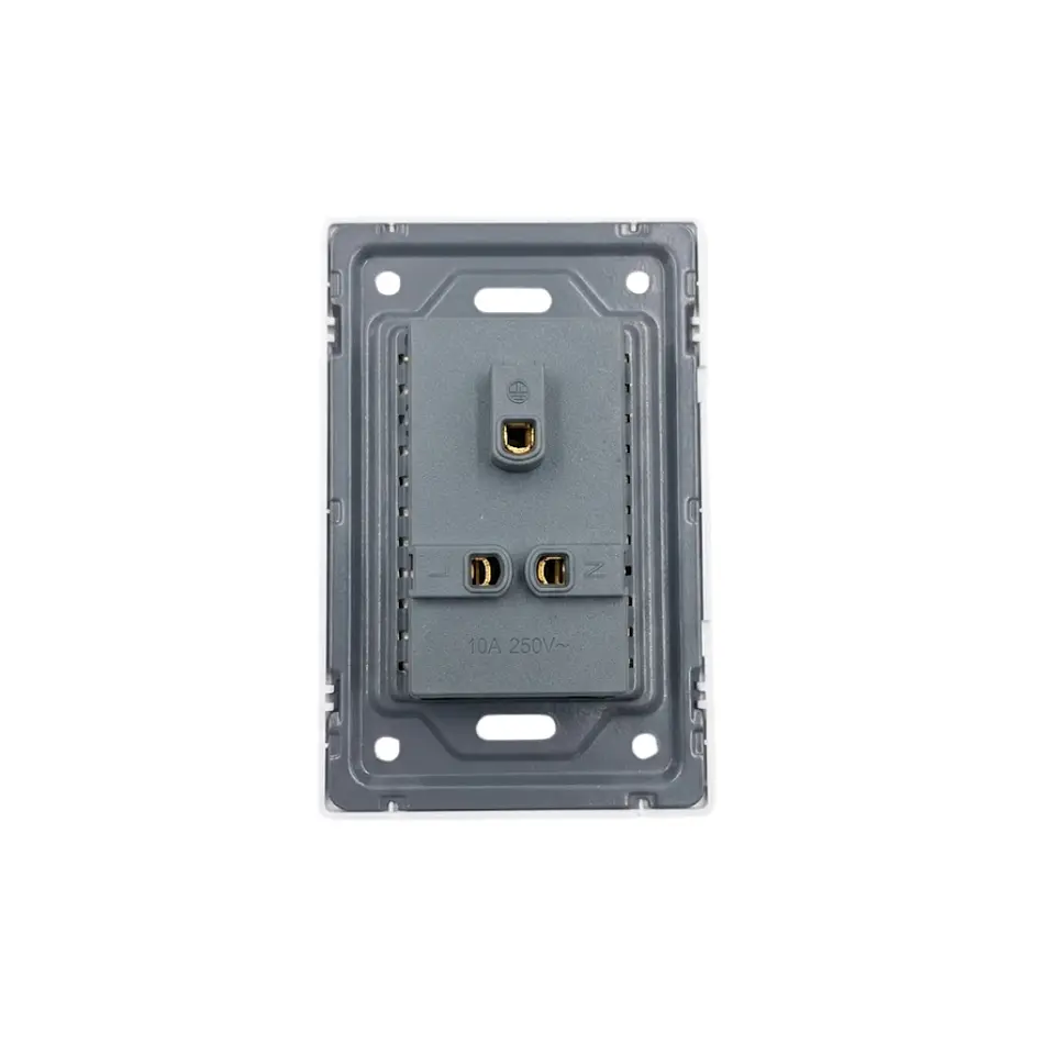 ENCHUFE TRIPLE 10A - PLACA ARMADA 2
