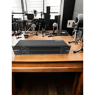 Ecualizador Phonic 31 Bandas Doble Canal Eq321