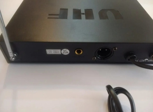 Micrófono Doble Inalámbrico Vhf Mivic's 4