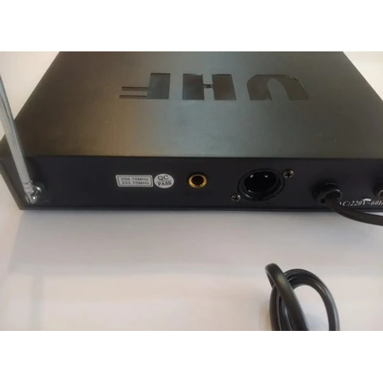 Micrófono Doble Inalámbrico Vhf Mivic's 4