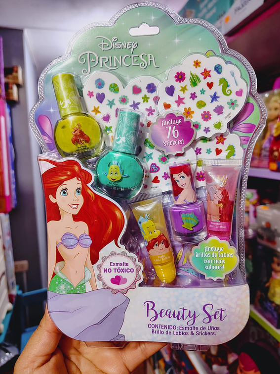 Set De Belleza: 3 Esmalte + 2 Gloss Ariel 3