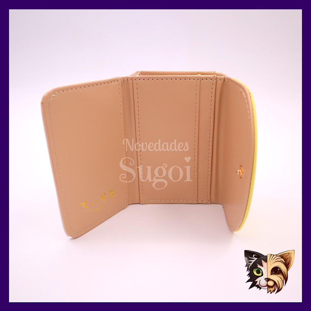 Billetera con broche Chiikawa