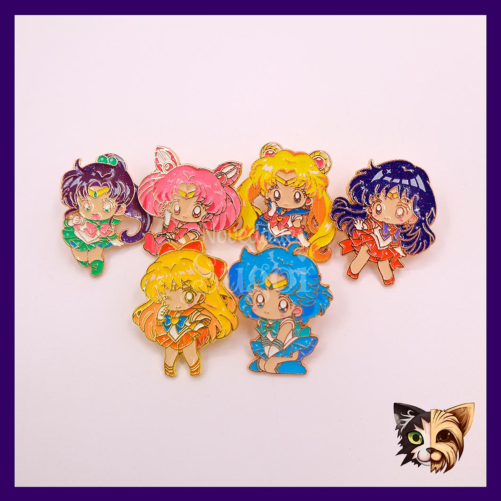 Pin Sailor Moon Chibi
