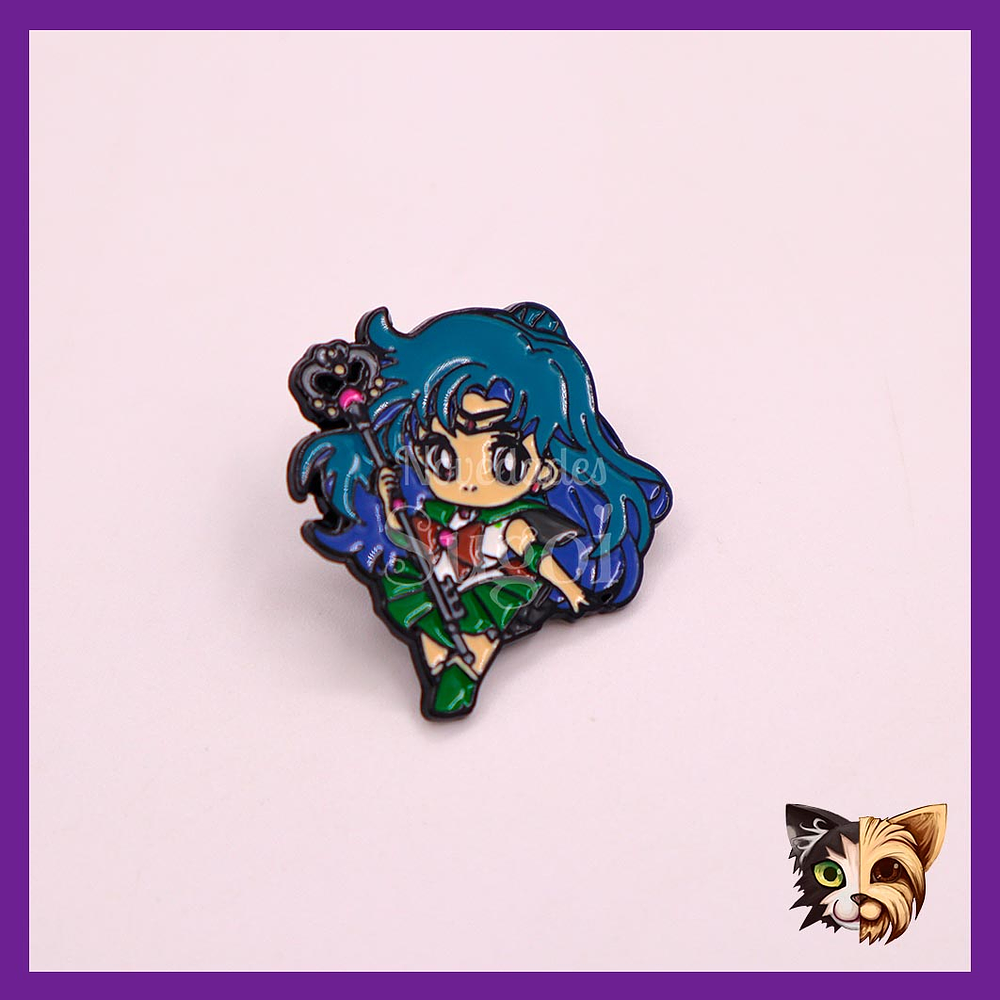 Pin Sailor Moon fondo negro