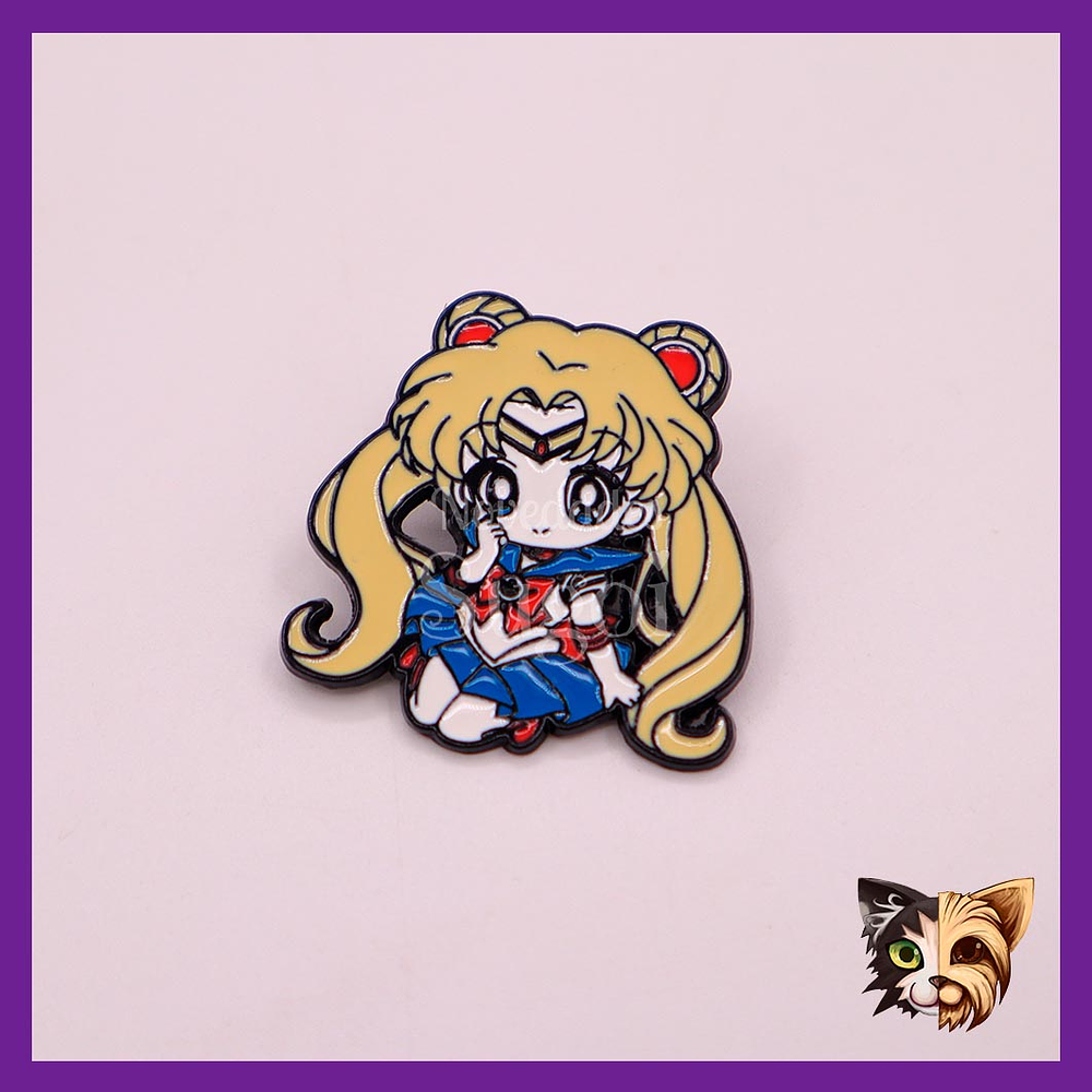 Pin Sailor Moon fondo negro