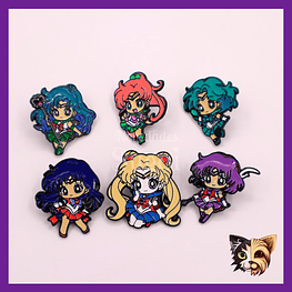 Pin Sailor Moon fondo negro