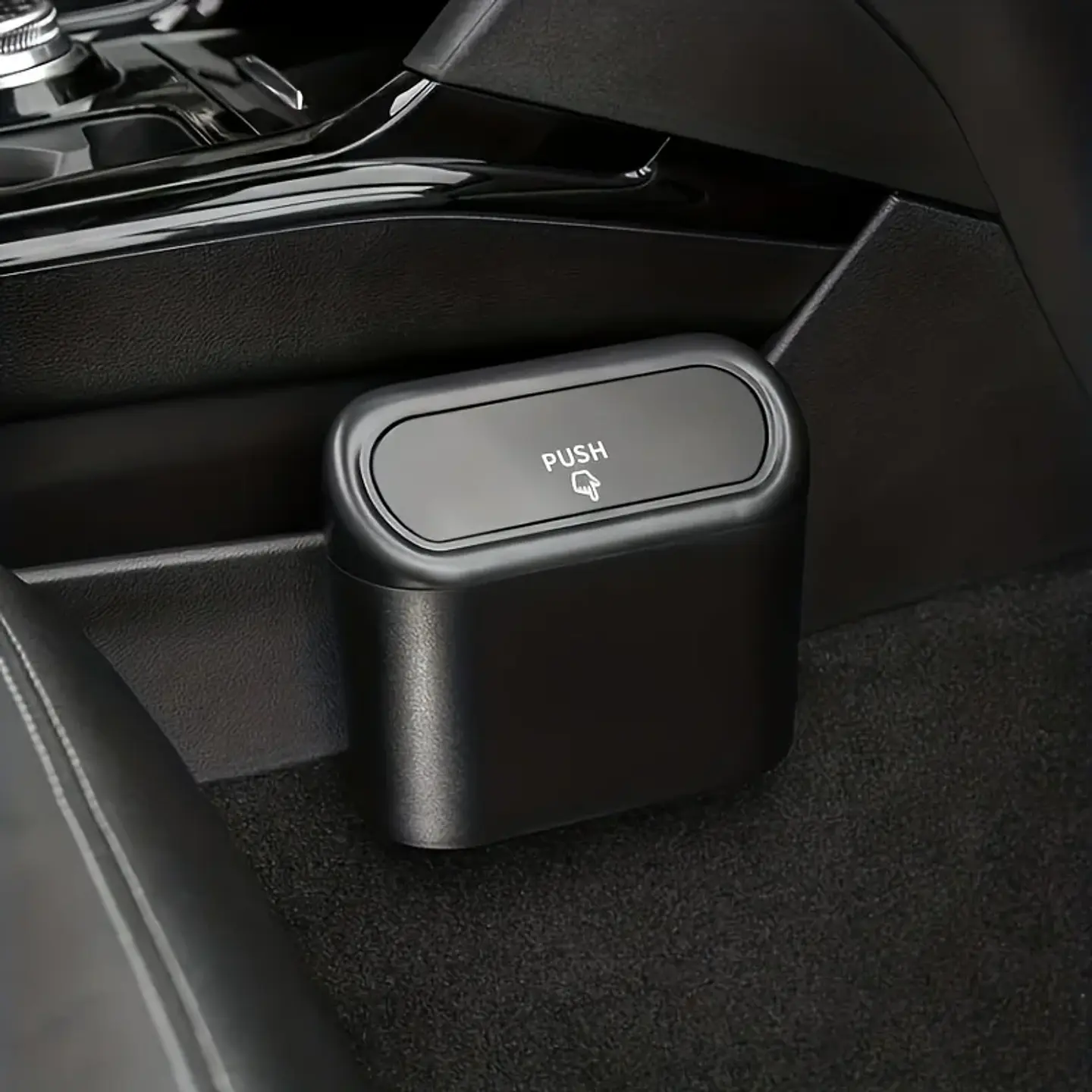 Basurero Compacto para Auto con Tapa – Práctico y Fácil de Limpiar 4