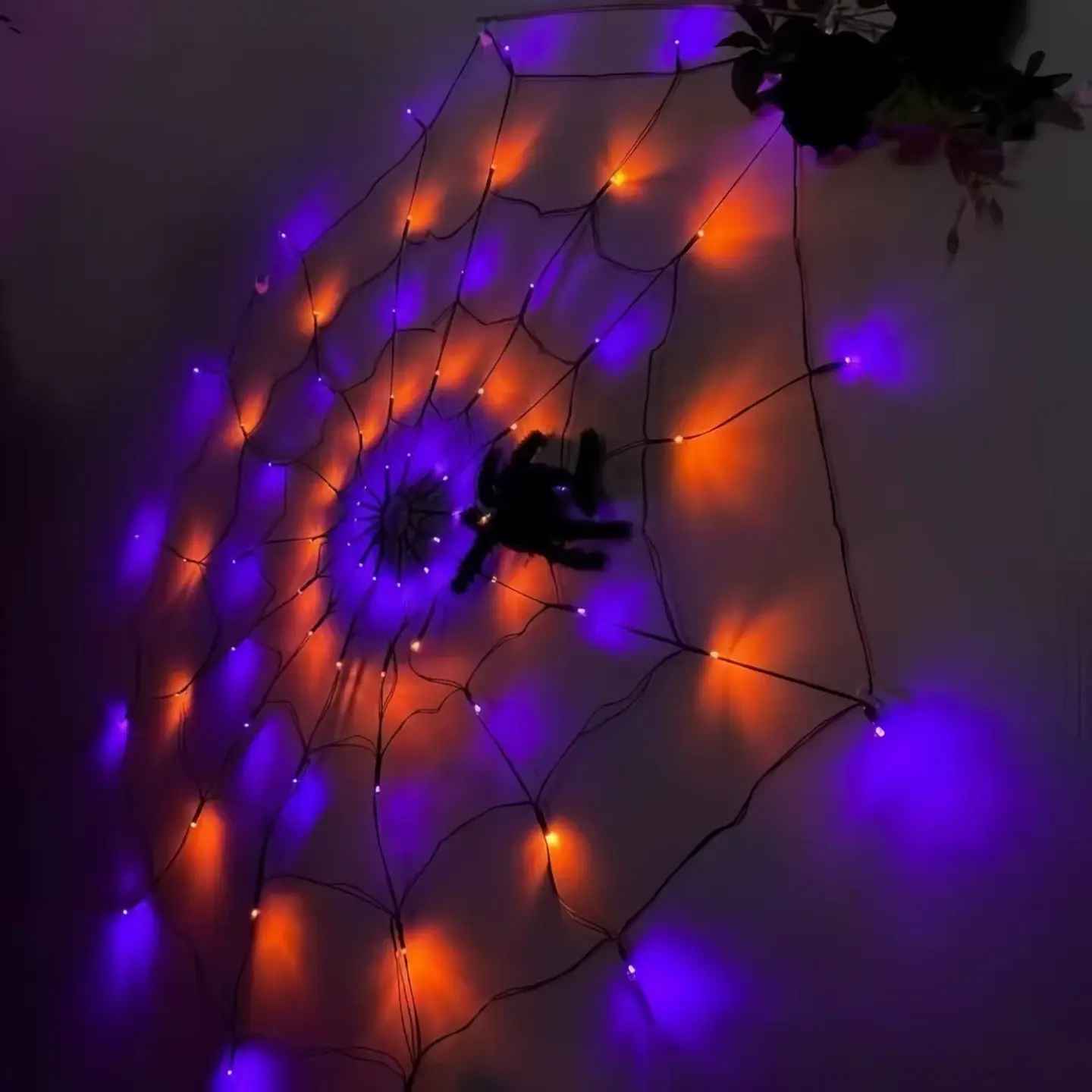 Telaraña LED Halloween con Araña – 70 Luces 7