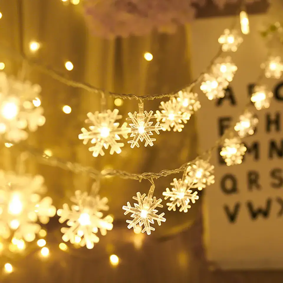 Guirnalda de Luces LED Navideñas con Figuras – 2 y 3 Metros para Árbol, Ventanas y Hogar 1