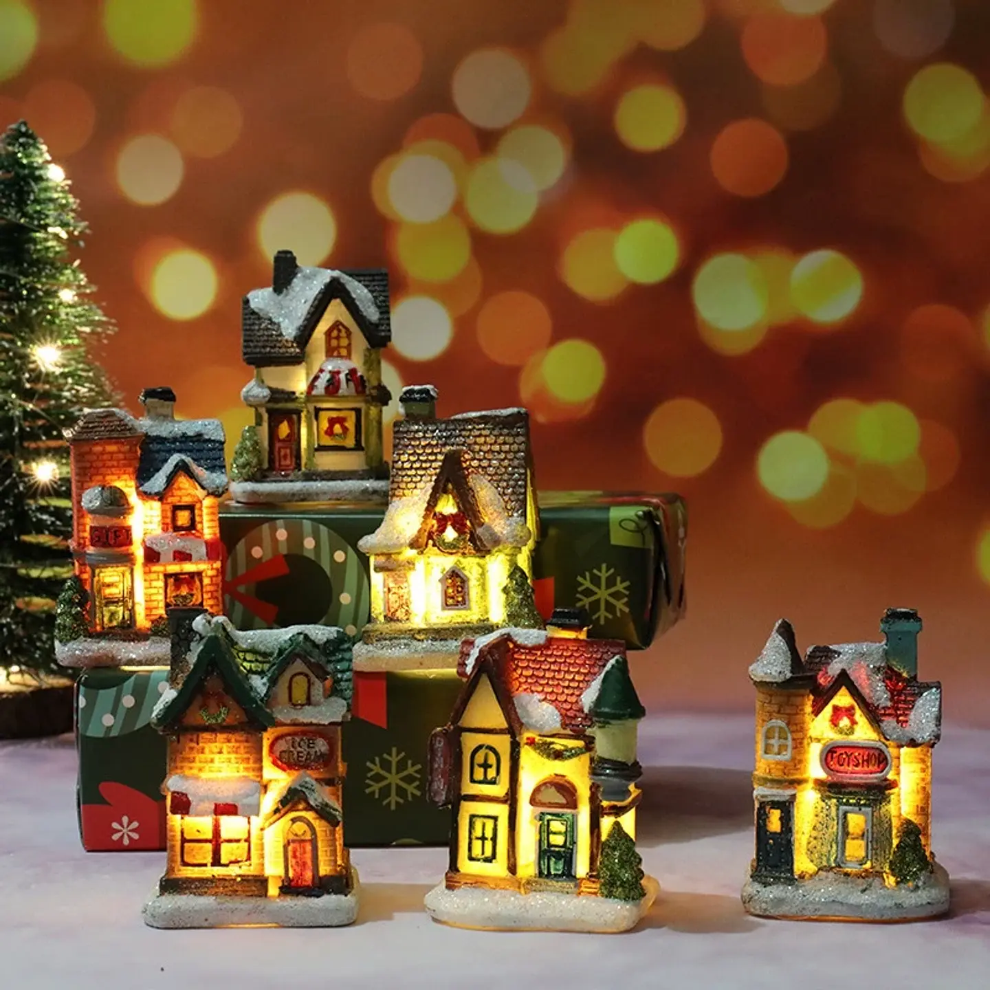 Casitas Navideñas Iluminadas LED – Villa de Navidad Decorativa 1