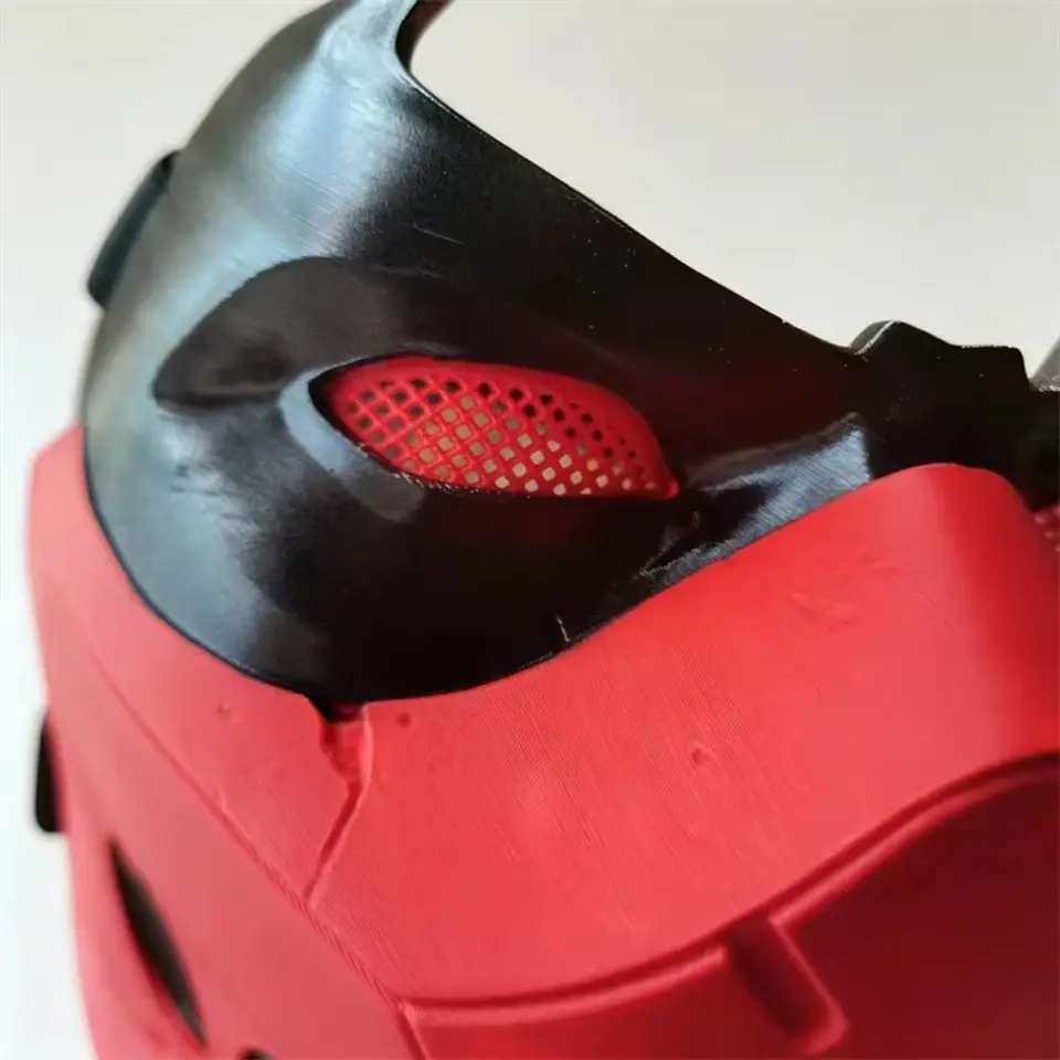Máscara de Red Hood Jason Todd – Medio Rostro para Halloween y Cosplay 5