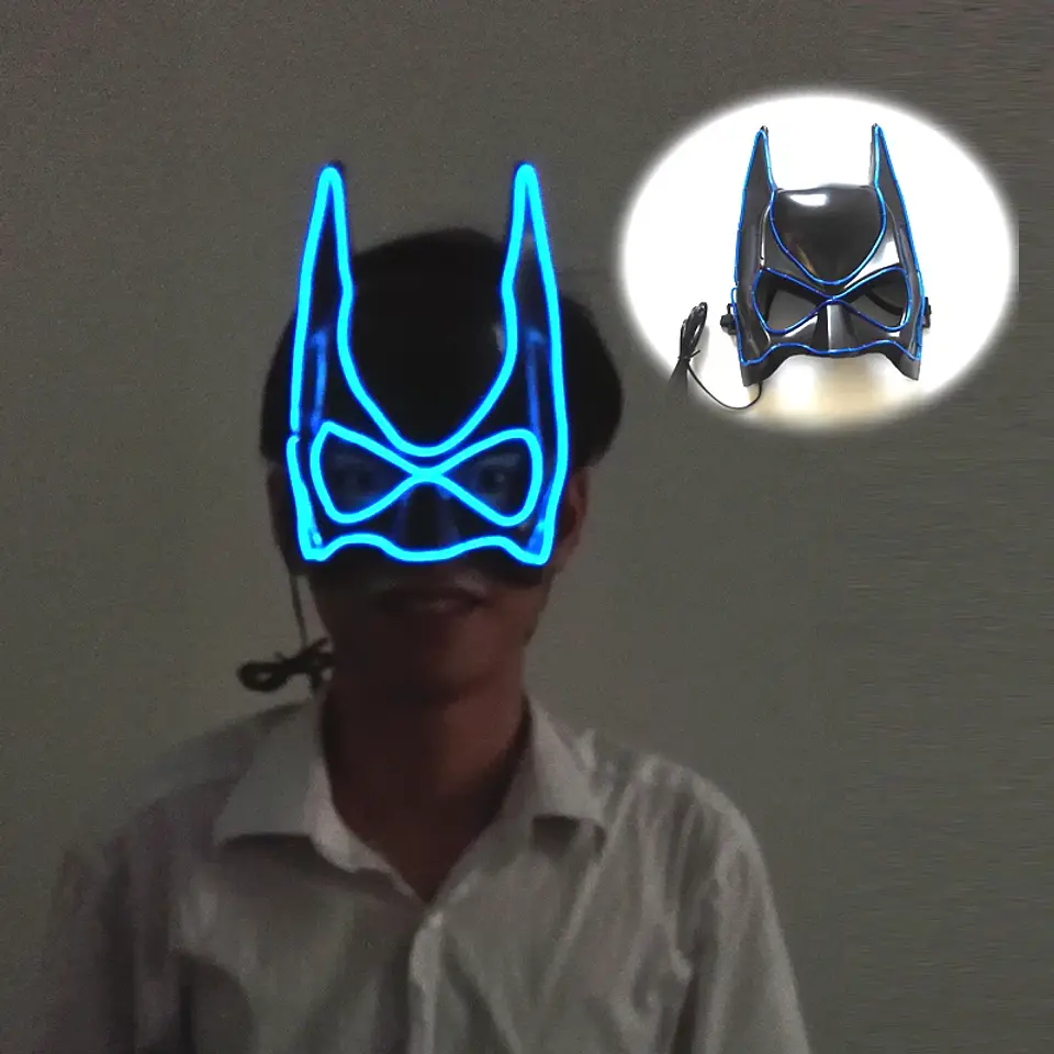 Máscara LED de Superhéroe con Efecto Neón para Halloween y Cosplay 2