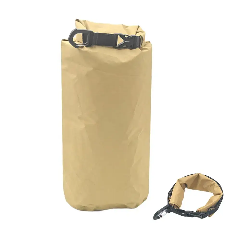 Bolsa Seca Impermeable Outdoor para Camping, Trekking y Deportes Acuáticos 7