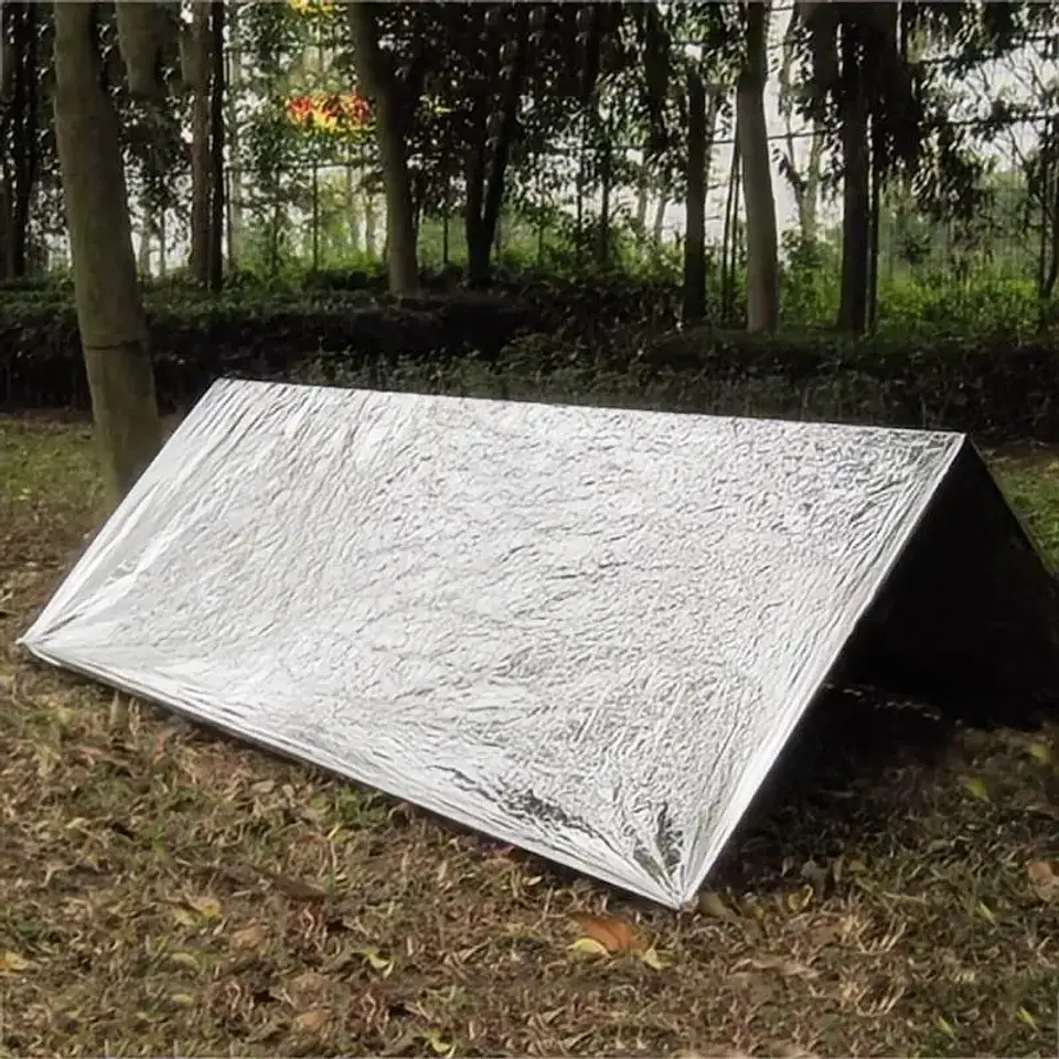 Pack de 4 mantas térmicas de emergencia para camping y outdoor 4