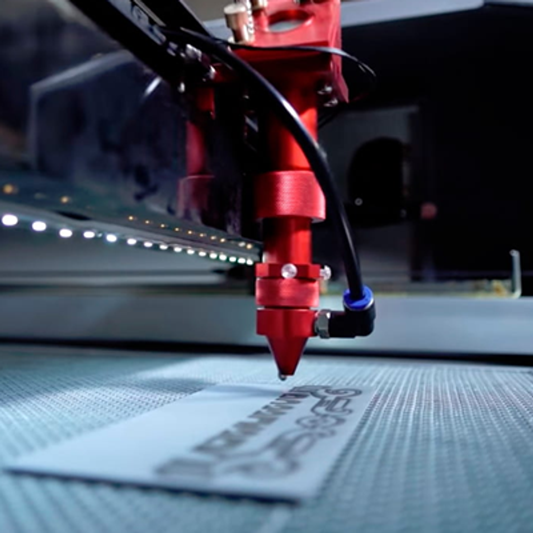 SERVICIO MINUTO CORTE LASER  1